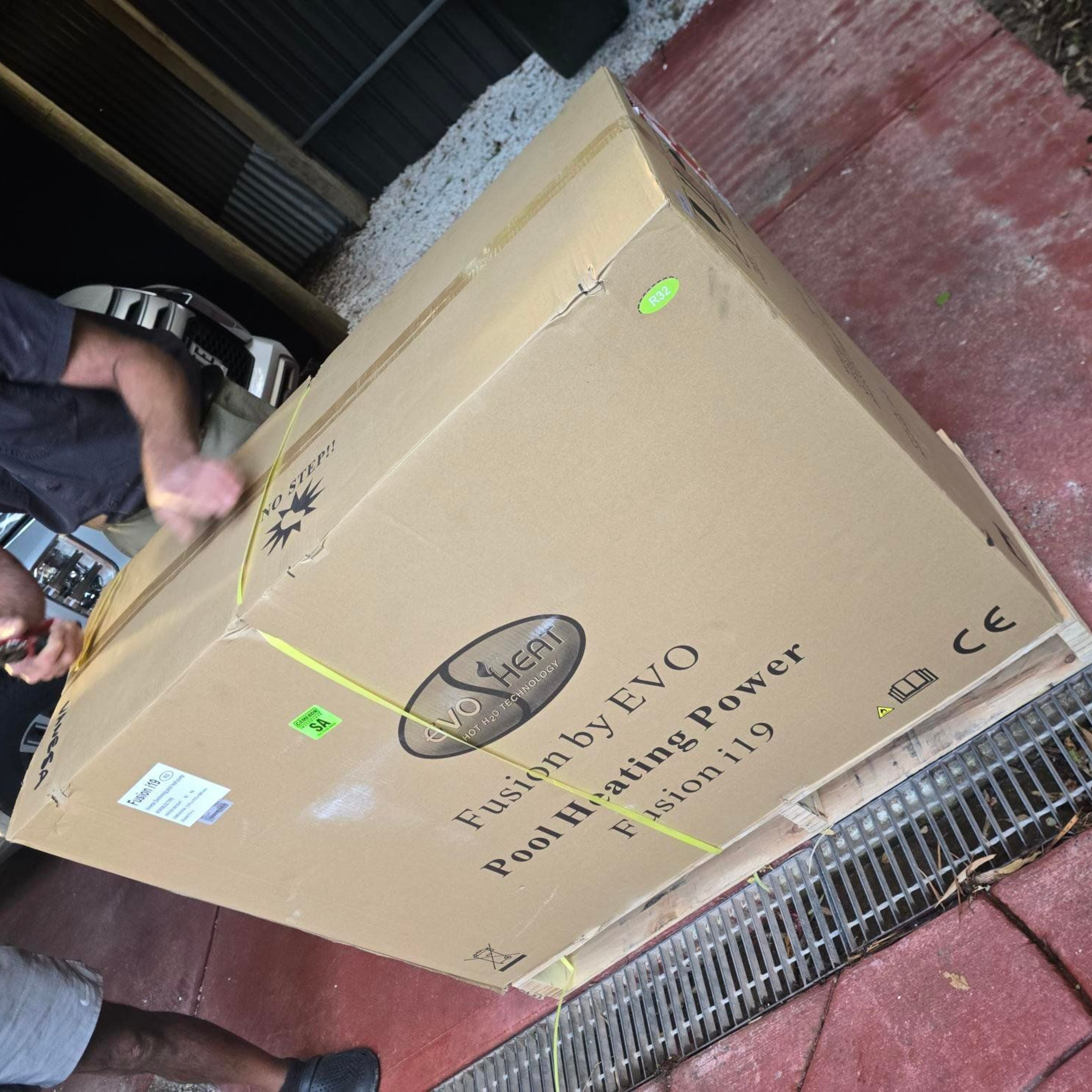 Evo Heat Pump Boxed